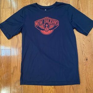 New Orleans Pelicans NBA officially licensed boys XL dri fit material shirt